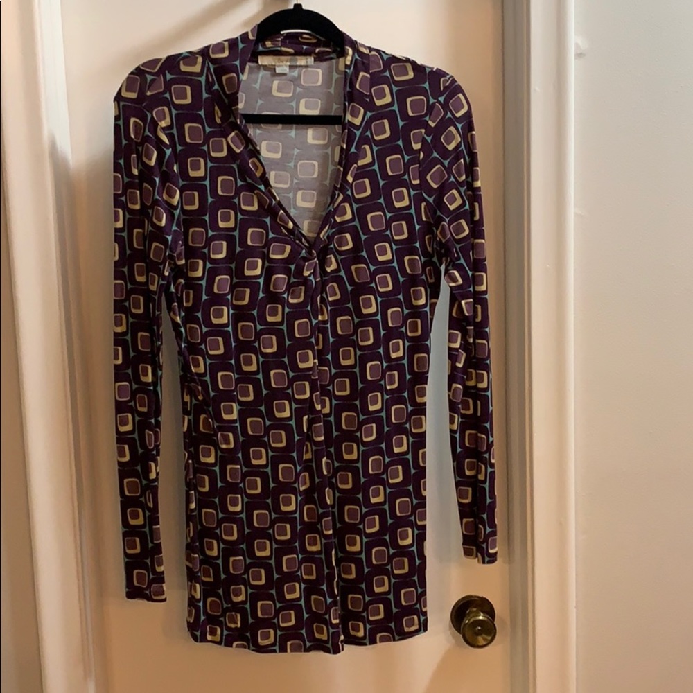 Boden tunic. Fun mod pattern. Size 10. Purple.